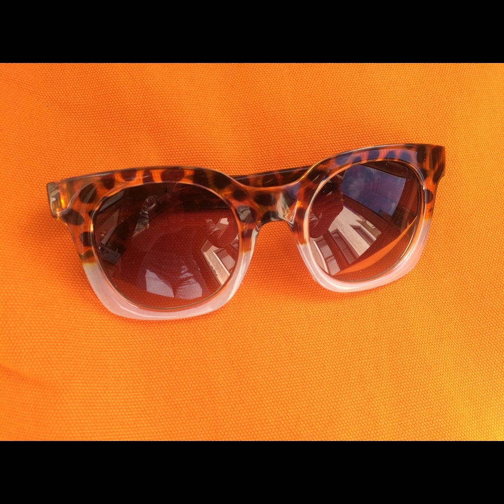 2018 Evren Tortoise Sunglasses